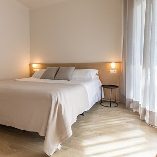 Double room with garden view (1 or 2 beds)