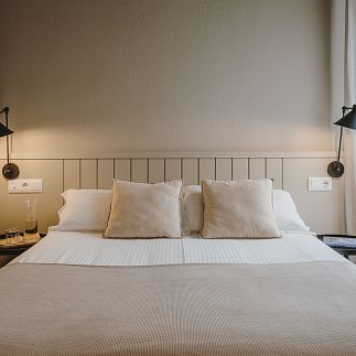 Double room with garden view (1 or 2 beds)