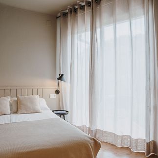 Double room with garden view (1 or 2 beds)