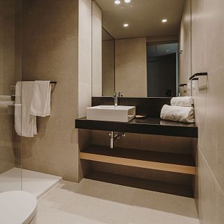 Double room with garden view (1 or 2 beds)